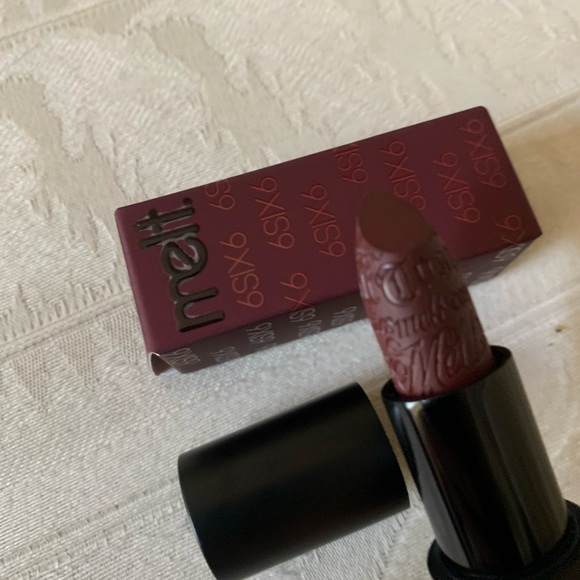 Melt Cosmetics Ultra Matte Lipstick in 6Six6 BNIB - Picture 14 of 16